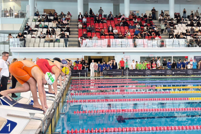 Edirne’de Yüzme Şöleni Başladı