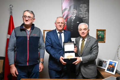 Kırklareli Valisi Turan'dan Türkiye Bosna Sancak Derneği Kırklareli Şube Başkanlığına Ziyaret