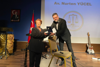 ‎Edirne’de 60 Yıllık Avukata Anlamlı Plaket