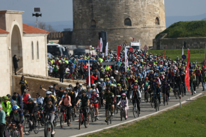 Gelibolu Yarımadası'nda 15. "Çanakkale Bisiklet Turu Şehitlere Saygı Sürüşü" Etkinliği Düzenlendi