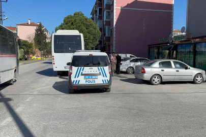 Edirne’de Minibüs İle Otomobil Çarpıştı: 1 Yaralı