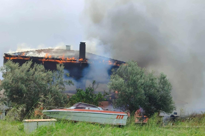 Ayvacık’ta Villa Yangını