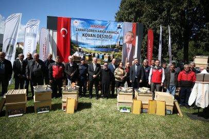 Çanakkale'de Geçen Yılki Yangınlarda Zarar Gören Arıcılara 2 Bin Kovan Dağıtıldı
