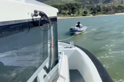 Çanakkale’de Sürüklenen Bottaki 3 Kişi İşte Böyle Kurtarıldı