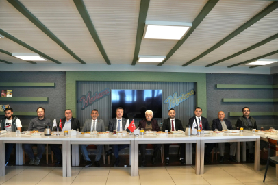 Çorlu Belediye Başkanı Sarıkurt’tan Roman Vatandaşlarla Kahvaltı