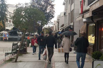 Edirne’de Aralıklı Yağmur Yağışı