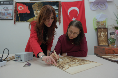 Kansere Karşı Üç Zorlu Mücadele Veren Hemşire Umudunu Yitirmedi