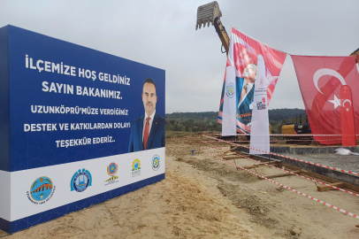 Bakan Kacır'a Özel Teşekkür