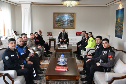 Vali Sezer’e Polis Haftası Ziyareti