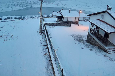 Ankara’da Yüksek Kesimler ve Çevre İlçeler Beyaza Büründü