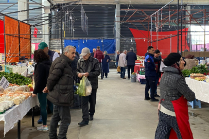 ‎Emek Pazarı'na Sıcak Hava Etkisi