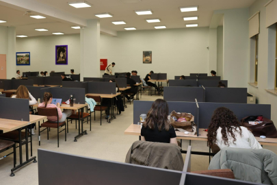 Trakya Üniversitesi’nden Öğrencilere 24 Saat Kütüphane Desteği