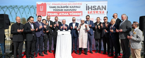 Pınarhisar’a Yarı Olimpik Yüzme Havuzunun Temeli Atıldı