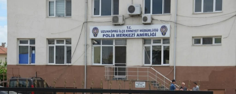Yolda Bulduğu 13 Bin 600 Lirayı Polise Teslim Etti
