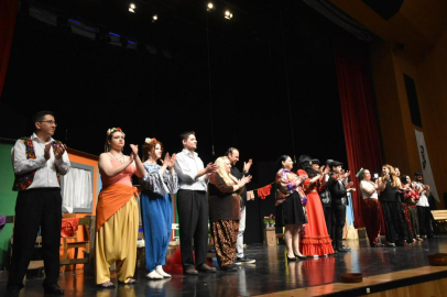 Hıdrellez Oyunu İzleyiciyle Buluştu