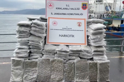 Karadeniz'de Ele Geçirilen 200 Kilogram Uyuşturucuyla İlgili 5 Zanlı Tutuklandı