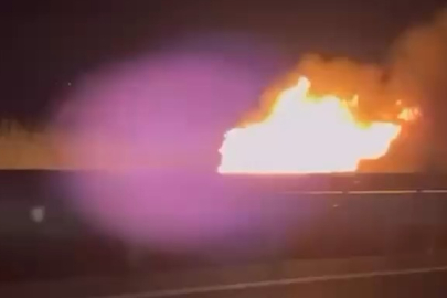 Otomobil Alev Topuna Döndü