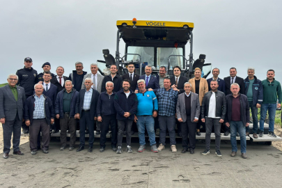 Vali Sezer Geçkinli’de Asfalt Çalışmalarını İnceledi