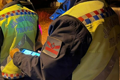 Jandarmadan Tonaj Uygulaması: 2 Araca 120 Bin Lira Ceza Kesildi