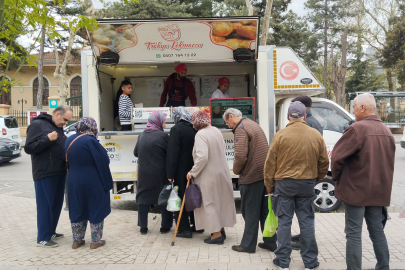 Gazeteciliğin Usta İsmi Vefatının 8. Yılında Edirne'de Unutulmadı