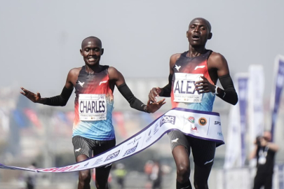 İstanbul Yarı Maratonu'nu Erkeklerde Alex Matata, Kadınlarda Purity Gitonga Kazandı