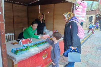 ‎Edirneli Yazarlar Şenlikte Okurlarıyla Buluştu