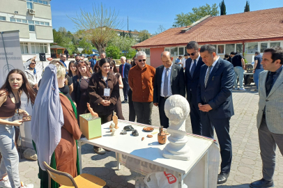 Turizm Haftası'nda Üniversite Toplulukları Stantlarda Buluştu