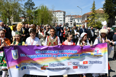 Lüleburgaz 35’inci Uluslararası 23 Nisan Çocuk Şenliği Başladı