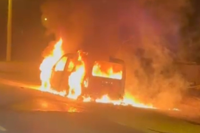 Tekirdağ'da Korkutan Yangın: Seyir Halindeki Araç Alev Topuna Döndü