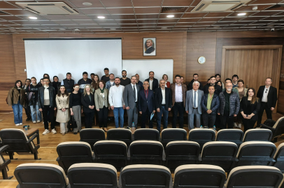 TÜ’de TBMM’nin 106’ncı Açılış Yılına Özel Konferans