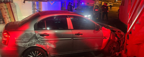 Polisten Kaçarken Evin Merdiven Korkuluklarına Çarptı