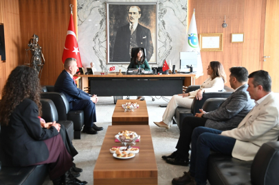 Başkan Yüceer 23 Nisan’da Koltuğunu Öğrenciye Devretti