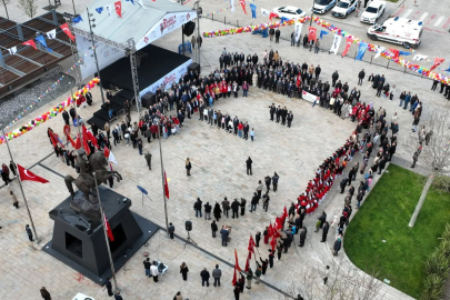 Çerkezköy’de 23 Nisan Coşkusu Çelenk Töreniyle Başladı