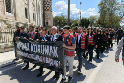 Edirne’de CHP’den İl Milli Eğitim Müdürlüğü’ne Yürüyüş