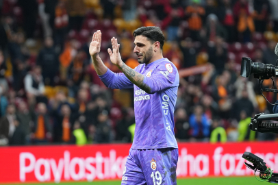 Galatasaraylı Taraftarlardan Günay Güvenç'e Destek