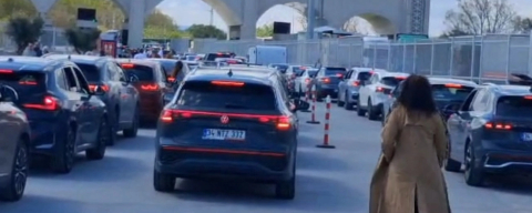 Sınır Kapısında 23 Nisan Yoğunluğu