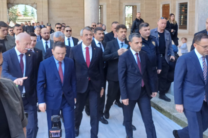 Bakan Gürlek, Cuma Namazını Selimiye’de Kıldı