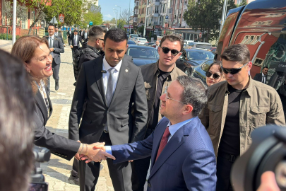 Bakan Gürlek’ten AK Parti’ye Ziyaret