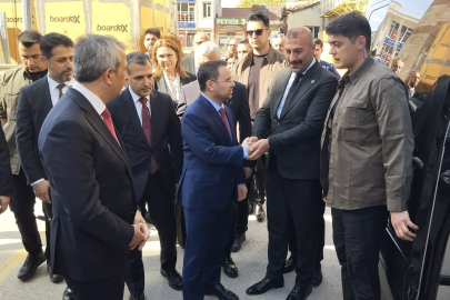 Bakan Gürlek’ten Edirne MHP’ye Ziyaret