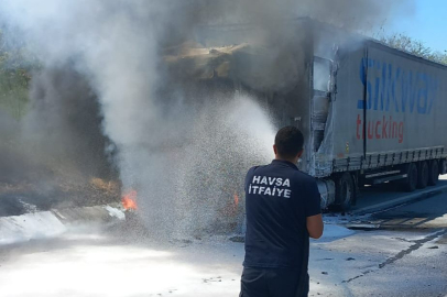 ‎Edirne'de TIR Yangını: 1 Yaralı