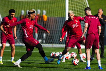 Galatasaray, Fenerbahçe Derbisi Hazırlıklarını Tamamladı