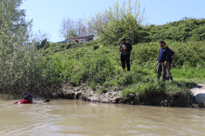 Sakarya Nehri'nde Kaybolan Çocuğu Arama Çalışmaları Sürüyor