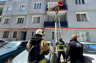 Edirne’de Ev Yangını: Mahsur Kalanlar Tahliye Edildi