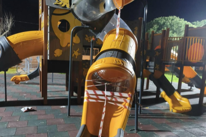 Marmaraereğlisi’nde Parktaki Oyun Gruplarına Zarar Verildi