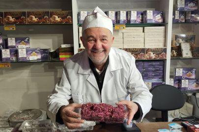 Kurabiyeci Dede’den Kakava’ya Özel Gül Lokumu