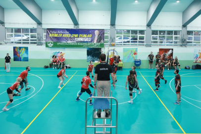 Trakya Üniversitesi’nde Birimler Arası Voleybol Turnuvası Tamamlandı