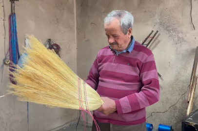 Yok Olmaya Yüz Tutan Mesleğini Ödülle Taçlandırdı