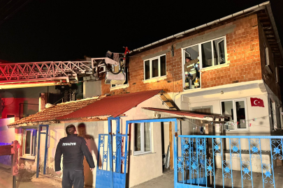 Edirne’de Evde Çökme Paniği: Çöken Boşluğa Düşen Kadın Yaralandı