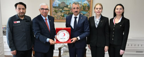 Kızılay Genel Sekreteri Saygılı’dan Vali Sezer’e Ziyaret