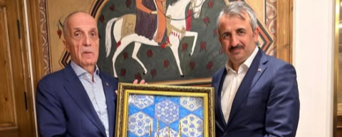 TÜRK - İŞ Genel Başkanı Atalay, Edirne Valisi Sezer'i Ziyaret Etti